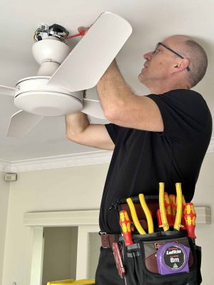 Electrician-Flinders-Park